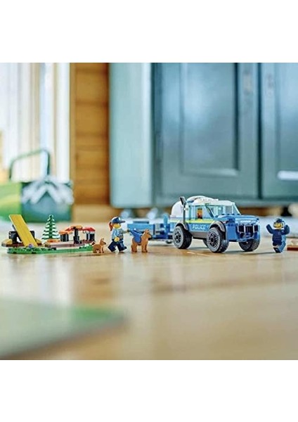 City Mobil Köpeği Eğitimi 60369-5 Yaş ve Üzeri Çocuklar Için Oyuncak Yapım Seti (197 Parça) fiyatları