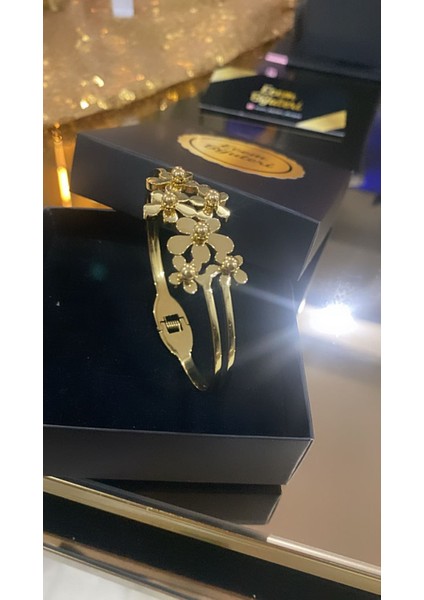 Çelik Altın Kaplama Çiçek Kelepçe Bileklik