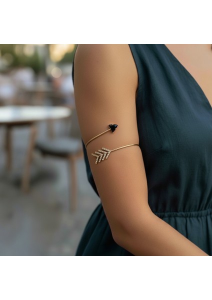 Taş Detaylı Ok Sembollü Kadın Pazu Bilekliği -Zarif ve Şık Tasarım fırsatları