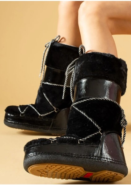 Siyah Kürklü Suni Deri Detaylı Kadın Kar Çizmesi Moon Bot fiyatları