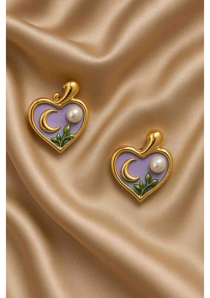 Mor Zeminli Ay ve Inci Motifli Kalp Küpe fiyatları