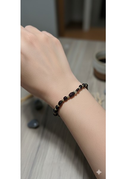 Obsidyen Taşlı Sarmal Tasarım Bileklik - Şık ve Modern Tarz indirimleri