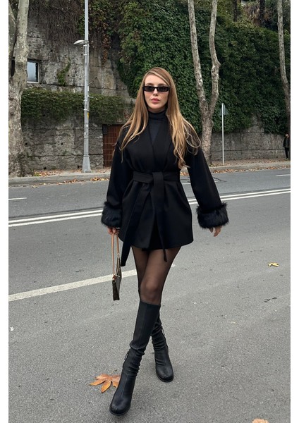 Siyah Kaşe Kumaş Kolu Kürk Detaylı Kaban - 1026 fırsatları