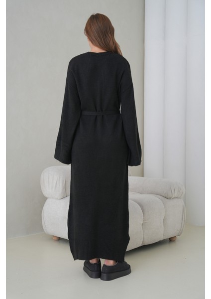 Kadın Uzun Kol Bisiklet Yaka Tesettüre Uygun Dokulu Kuşaklı Triko Spor Şık Maxi Boy Uzun Elbise modelleri