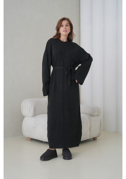 Kadın Uzun Kol Bisiklet Yaka Tesettüre Uygun Dokulu Kuşaklı Triko Spor Şık Maxi Boy Uzun Elbise fırsatları