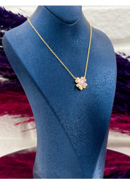 925 Ayar Gümüş Pembe Kuvars Taşlı Yonca Modeli Trend Kadın Kolye
