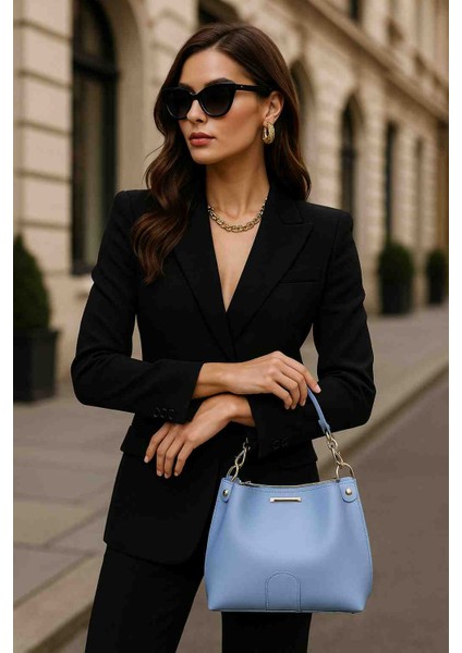 “kadın Açık Mavi Omuz ve El Çantası – Zincir Detaylı, Suni Deri, Günlük ve Şık Model”