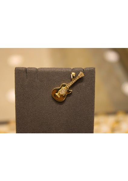 14 Ayar Altın Gitar Figürlü Kolye Ucu fırsatları