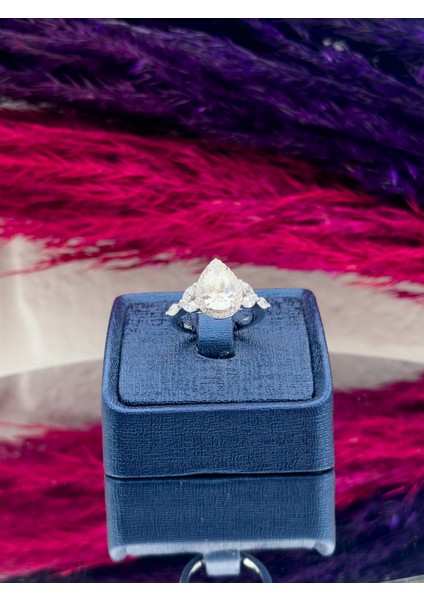 925 Ayar Gümüş Damla Taşlı Özel Tasarım Zarif Kadın Yüzük fiyatları