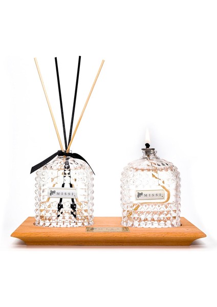 Masif Ahşap Tepsili Oval Şişe Vanilya Sandal Oda Kokusu ve Vanilya Sandal Kokulu Kandil Seti