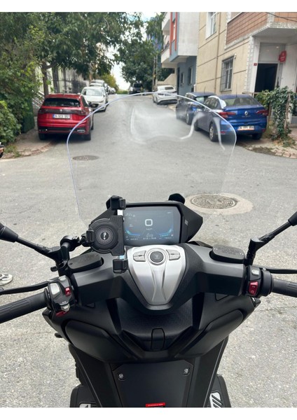 Voge Sr4 Maksi 350 Tur Camı 67CM Tip-2