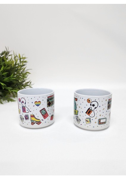 Isme Özel Kişiye Özel Kırmızı ve Mavi 90’lar Tasarımlı Retro T Kupa Bardak Latte Fincanı 2 Adet fiyatları