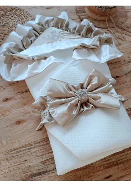 Yenidoğan Mehtap Lüks Kelebek Taç Nakışlı Bebek Battaniyesi Kundak Vizon fiyatları