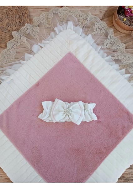Yenidoğan Wool Yün Kumaş Taç Nakışlı Güpür Duvaklı Fiyonk Prizma Taş Unisex Kundak Bebek Battaniyesi Pembe indirimleri