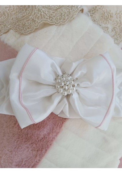 Yenidoğan Wool Yün Kumaş Taç Nakışlı Güpür Duvaklı Fiyonk Prizma Taş Unisex Kundak Bebek Battaniyesi Pembe