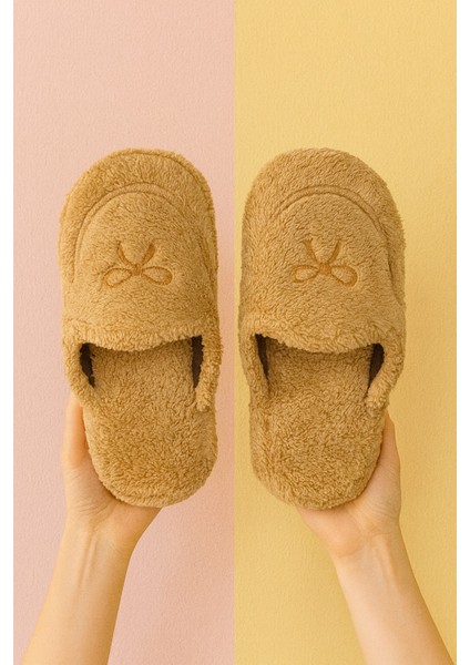 Amore Kapalı Kadın Ev Terliği Günlük Rahat Kışlık Terlik