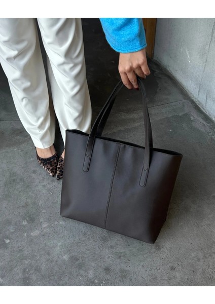 Lacost Dokulu Büyük Boy Kadın Kol ve Omuz Çantası fiyatları