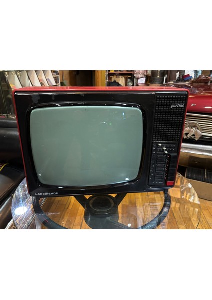 Nordmende 37 Ekran Siyah Beyaz Televizyon modelleri
