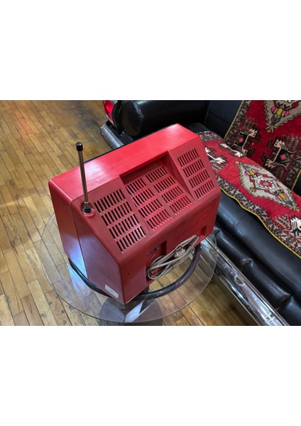 Nordmende 37 Ekran Siyah Beyaz Televizyon