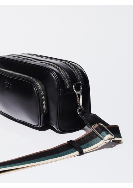 Üç Renk Askılı Çapraz Çanta modelleri