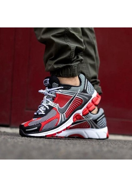 Zoom Vomero 5 Erkek Günlük Spor Ayakkabı HV0926-095