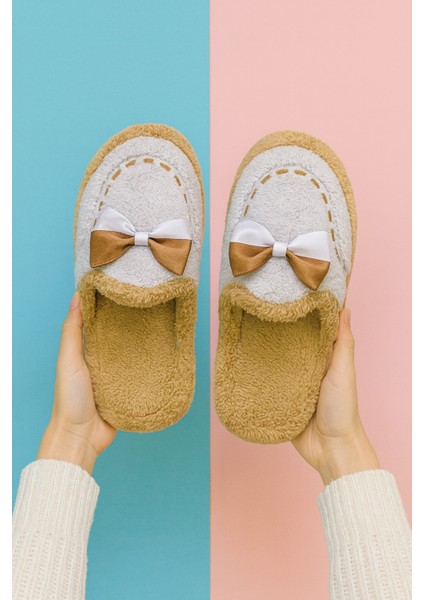 Golden Fiyonklu Kapalı Kadın Ev Terliği Günlük Rahat Kışlık Terlik