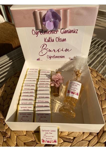 Öğretmenler Günü Hediye Çikolata Kutusu Isme Özel 40 Adet Kutulu fiyatları