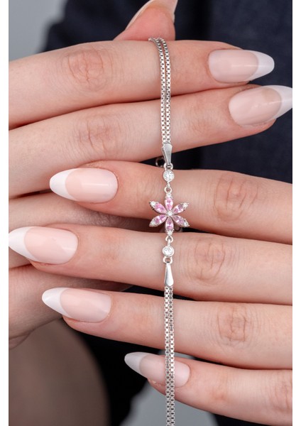 925 Ayar Gümüş Rodyumlu Zirkon Taşlı Pembe Lotus Çiçeği Bileklik modelleri