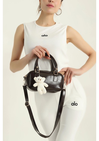 Kırışık Dokulu Ayıcık Aksesuarlı Kadın El Kol ve Omuz Çantası