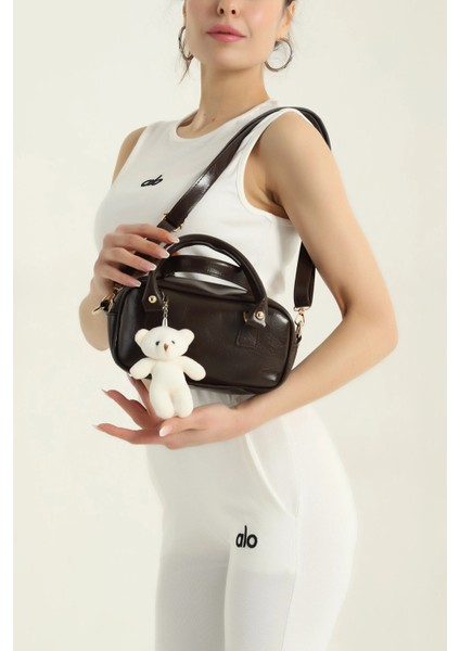 Kırışık Dokulu Ayıcık Aksesuarlı Kadın El Kol ve Omuz Çantası fiyatları