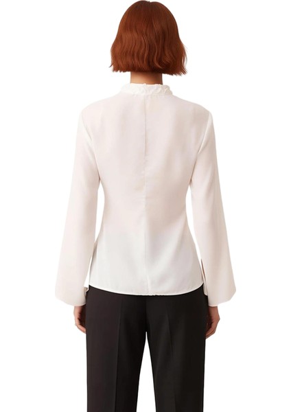 Kadın Hakim Yaka Fırfırlı Şık Iş Bluzu Fonksiyonel Dayanıklı Kaliteli Konforlu Estetik Spor modelleri