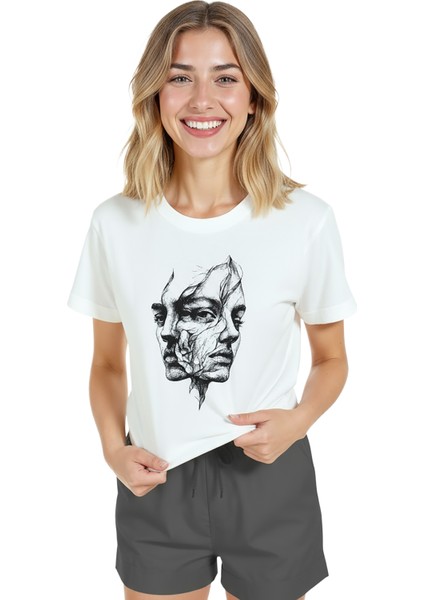 Kadın Beyaz Relaxed Fit %100 Pamuk Tişört – Ikiz Yüz Karakalem Baskılı modelleri