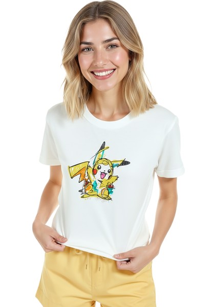 Kadın Beyaz Relaxed Fit %100 Pamuk Tişört – Pikachu Karakter Baskılı modelleri