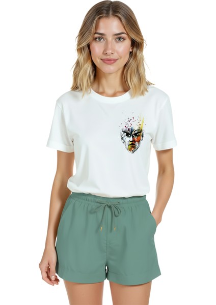 Kadın Beyaz Relaxed Fit %100 Pamuk Tişört – Suluboya Soyut Yüz Baskılı