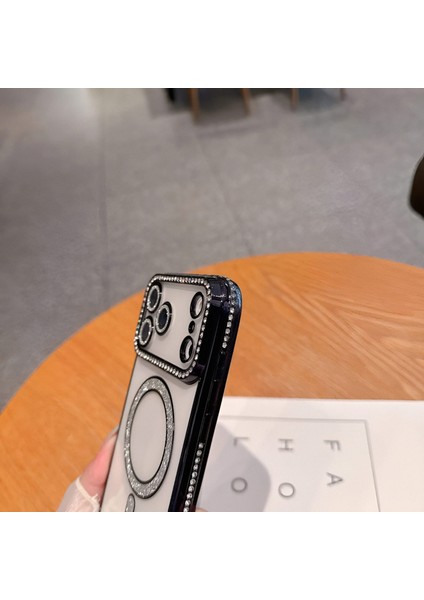 Iphone 17 Promax Uyumlu Şeffaf Taşlı Magsafe Özellikli Kılıf
