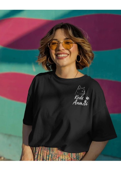 Kedi Annesi Yazılı Siyah Tişört