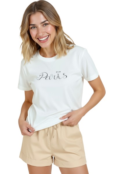 Kadın Beyaz Relaxed Fit %100 Pamuk Tişört – El Yazısı “paris” & Eyfel Illüstrasyonlu modelleri