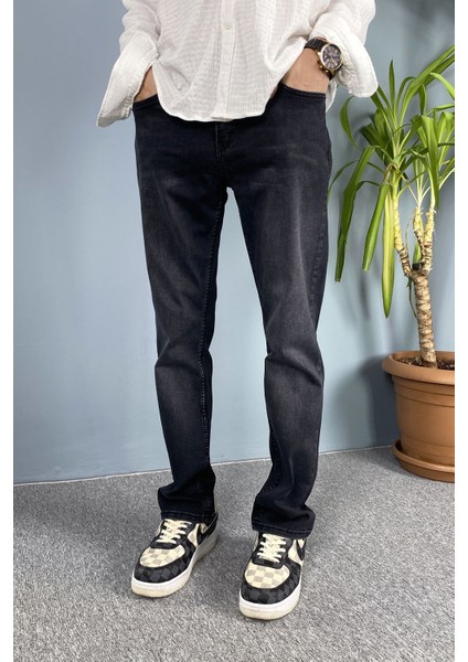Siyah Taşlanmış Jean - Kot Pantolon Fit Kesim modelleri
