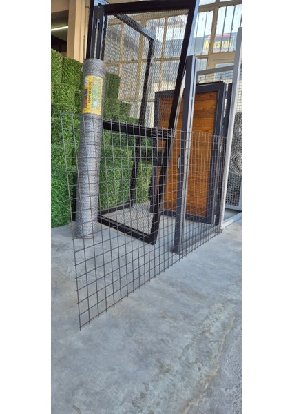 Hasır Tel-( 5.5 x 5.5 Göz Aralıklı - 3.3'mm ) ( 100 x 200 Ebatında )-( 1 Adet )-(Siyah) indirimleri