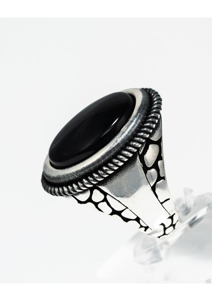 Oniks Taşlı 925 Ayar Gümüş Erkek Yüzük – Klasik Zarafet ve Güçlü Hatların Uyumu fırsatları