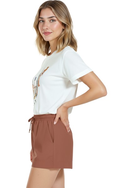 Kadın Beyaz Relaxed Fit %100 Pamuk Tişört – New York Sokak & Chrysler Illüstrasyonlu fiyatları