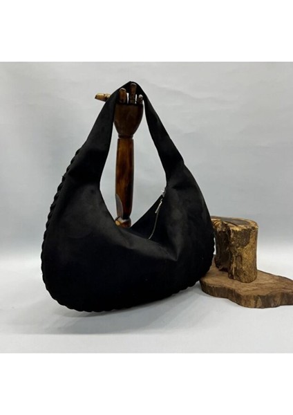 The Moiss Siyah Renk Geniş Hacimli Süet Omuz Çantası modelleri