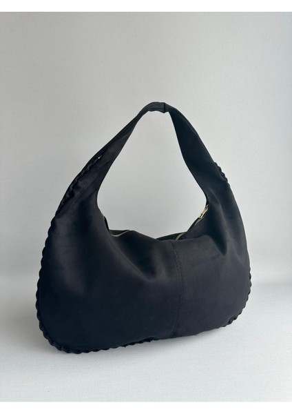 The Moiss Siyah Renk Geniş Hacimli Süet Omuz Çantası fırsatları