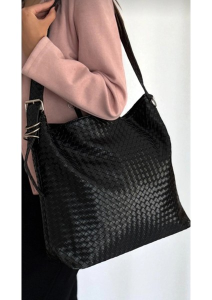 Büyük Boy Örgü Desen Yumuşak Deri Siyah Salaş El ve Omuz Çantası