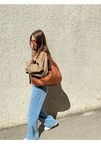Hazel Geniş Hacimli Süet Omuz Çantası(En 51 Cm, Boy 30 Cm) modelleri