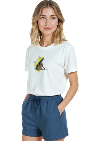 Kadın Beyaz Relaxed Fit %100 Pamuk Tişört – Şemsiye Ev Suluboya Baskılı fiyatları