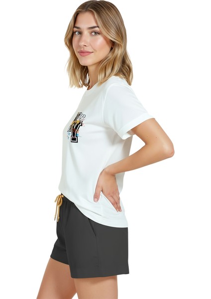 Kadın Beyaz Relaxed Fit %100 Pamuk Tişört – Graffiti Ny & Teddy Bear Pocket Baskılı fırsatları