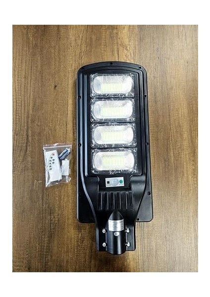 Güneş Enerjili LED Projektör Profesyonel Yüksek Işık Doğadan Gelen Enerji fiyatları