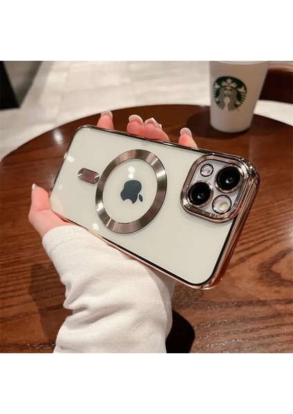 Ggm Aksesuar 15 Plus Için ile Uyumlu Arka Kısmı Parlak Şeffaf Yapıya Sahip Kenarları Silikon Yapılı Güçlendirilmiş Mıknatıslı Kamera Lens Koruyuculu Kablosuz Şarj Destekli Kılıf (Altın Rengi)
