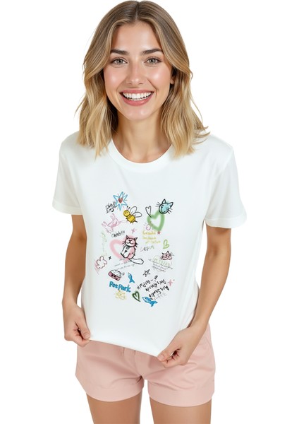 Kadın Beyaz Relaxed Fit %100 Pamuk Tişört – Doodle Pet Park & Kedi Karalama Baskılı modelleri